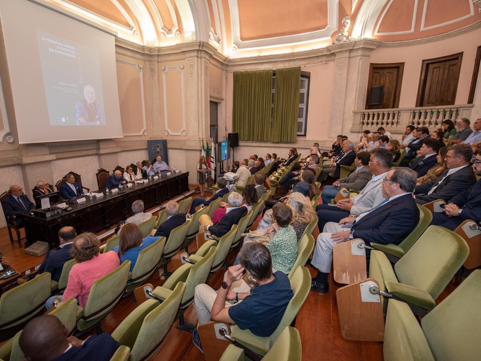 A Grande Loja Soberana de Portugal organiza Palestras e Conferências? — fotografia 8
